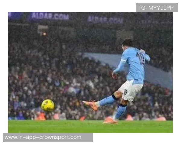 萨维尼奥续约曼城期待再创辉煌渴望赢得更多荣誉与奖杯