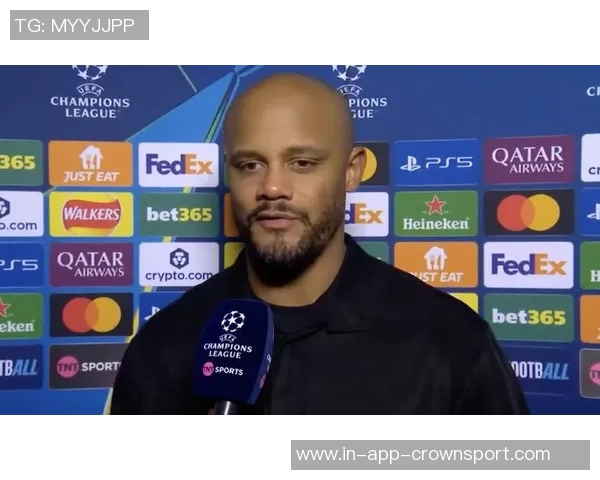 孔帕尼期待通过分析各类情况找到定位球的最佳解决方案